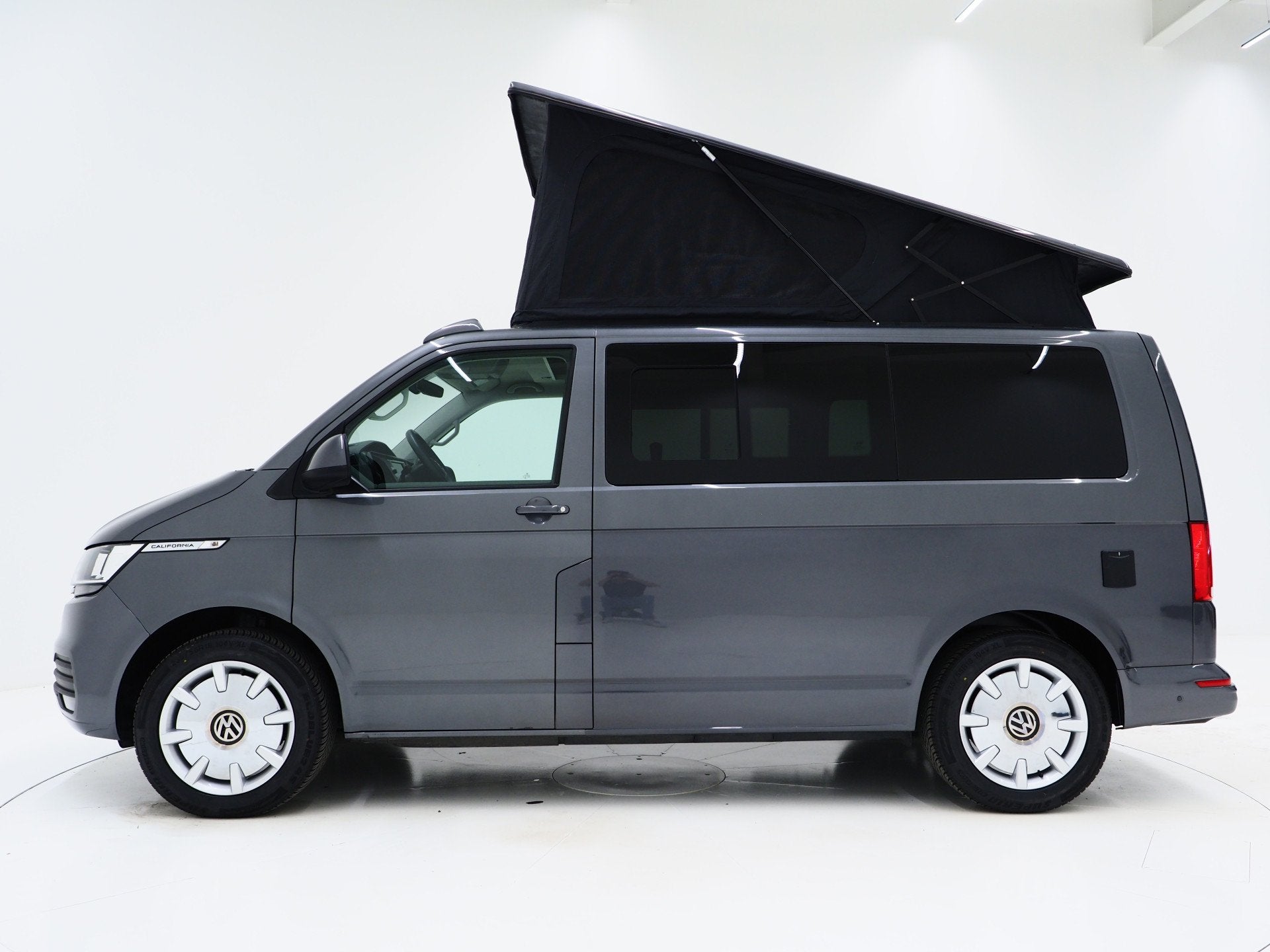 Volkswagen California 2.0 TDI T6.1 | Slaaphefdak | 4 Slaappl, Buscamper of Camperbus, ABS, Volkswagen, Elektrische ramen