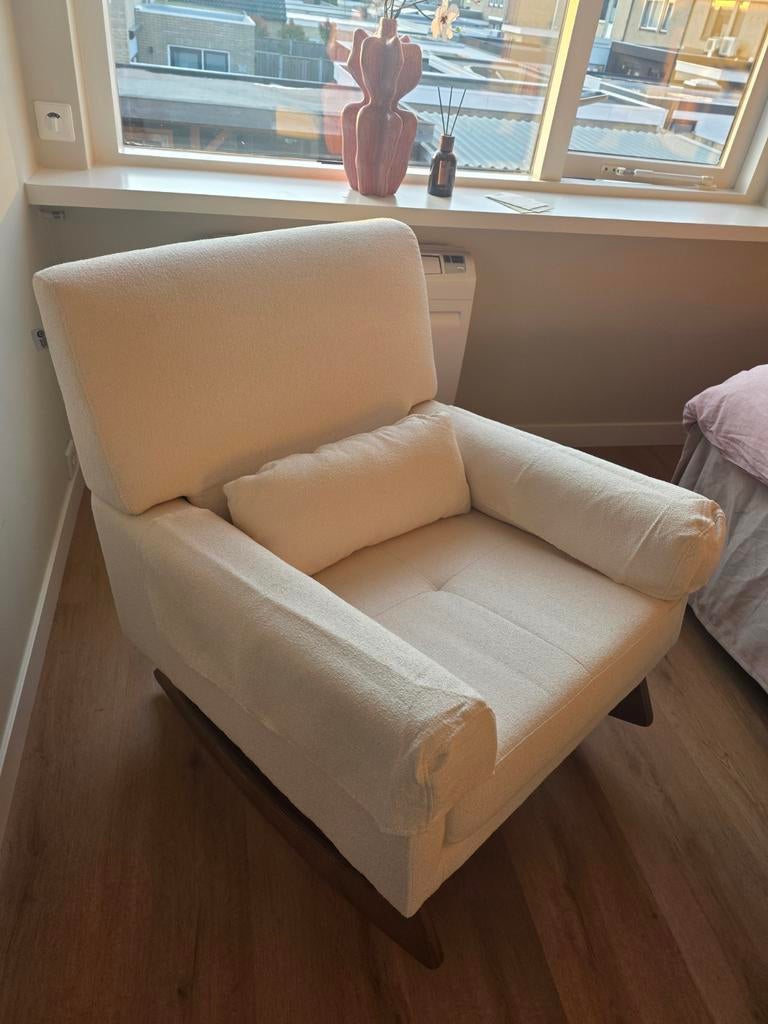 Hola BB Voedingsstoel - Eiken & Bouclé, Huis en Inrichting, Stoelen, Modern, Scandinavisch, Wit, Nieuw, Ophalen of Verzenden