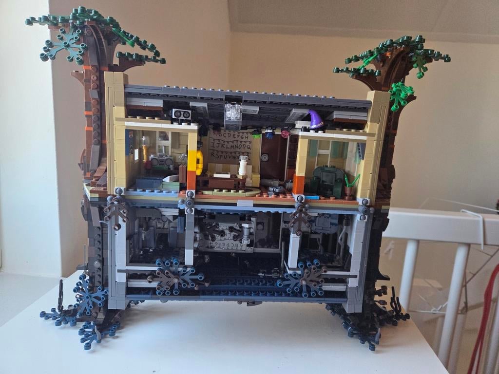Stranger Things The Upside Down (namaak), Kinderen en Baby's, Speelgoed | Duplo en Lego, Gebruikt, Overige thema's, Ophalen of Verzenden