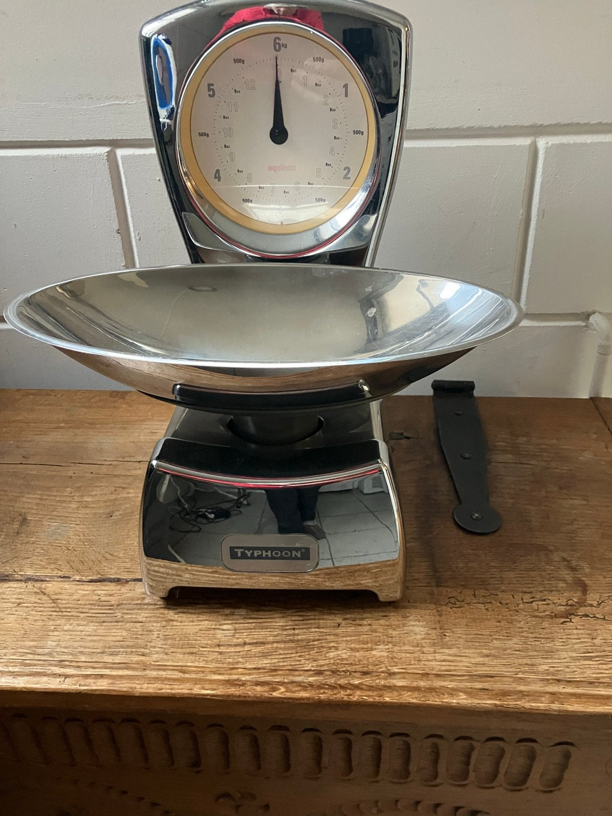 Typhoon Retro Keukenweegschaal - Chroom, tot 6 kg, Ophalen, Minder dan 10 kg, Keukenweegschaal, Zo goed als nieuw