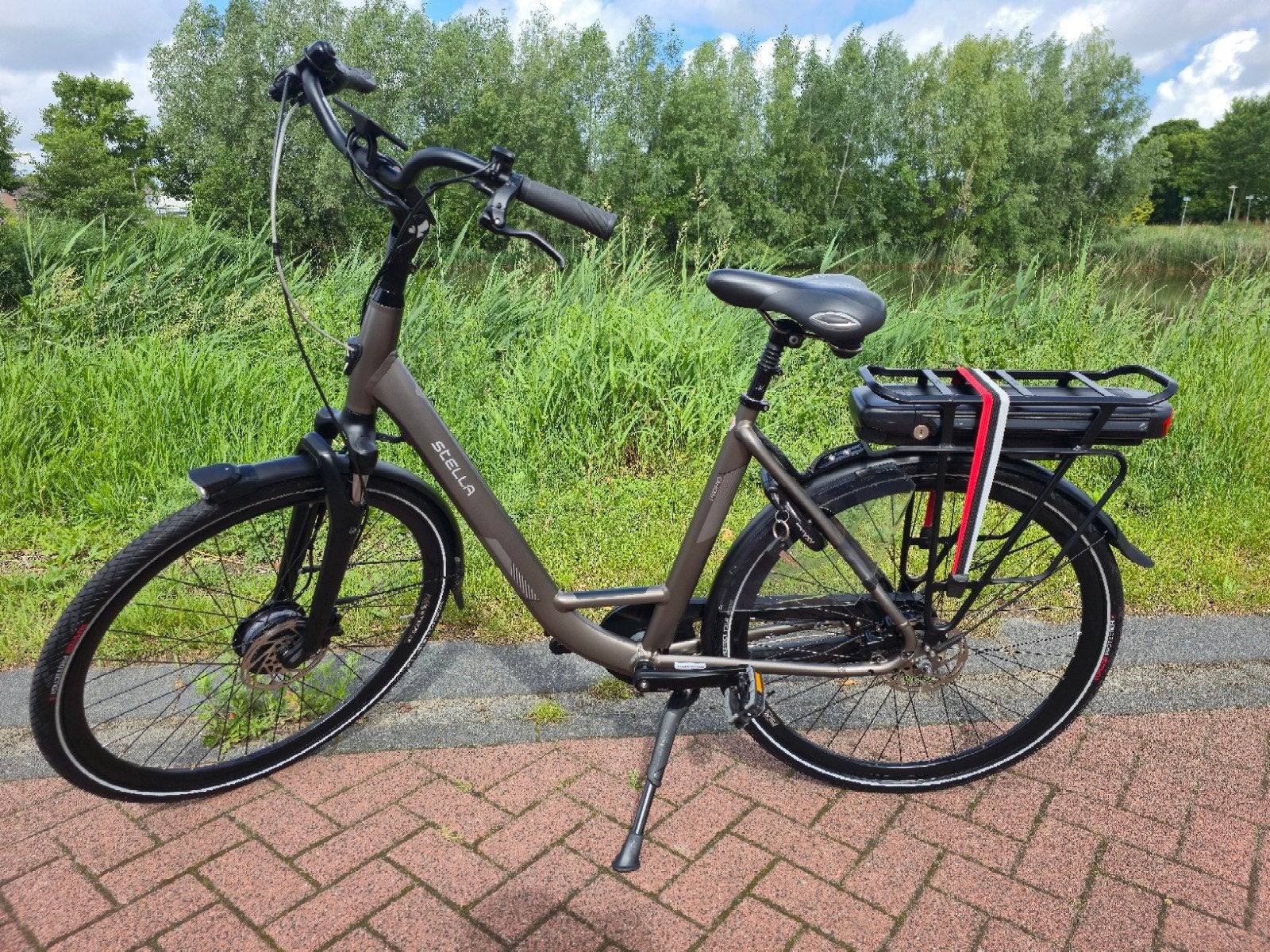 Stella Livorno Superior FDST    !! ALS NIEUW!!, Fietsen en Brommers, Elektrische fietsen, Zo goed als nieuw, 51 tot 55 cm, 50 km per accu of meer