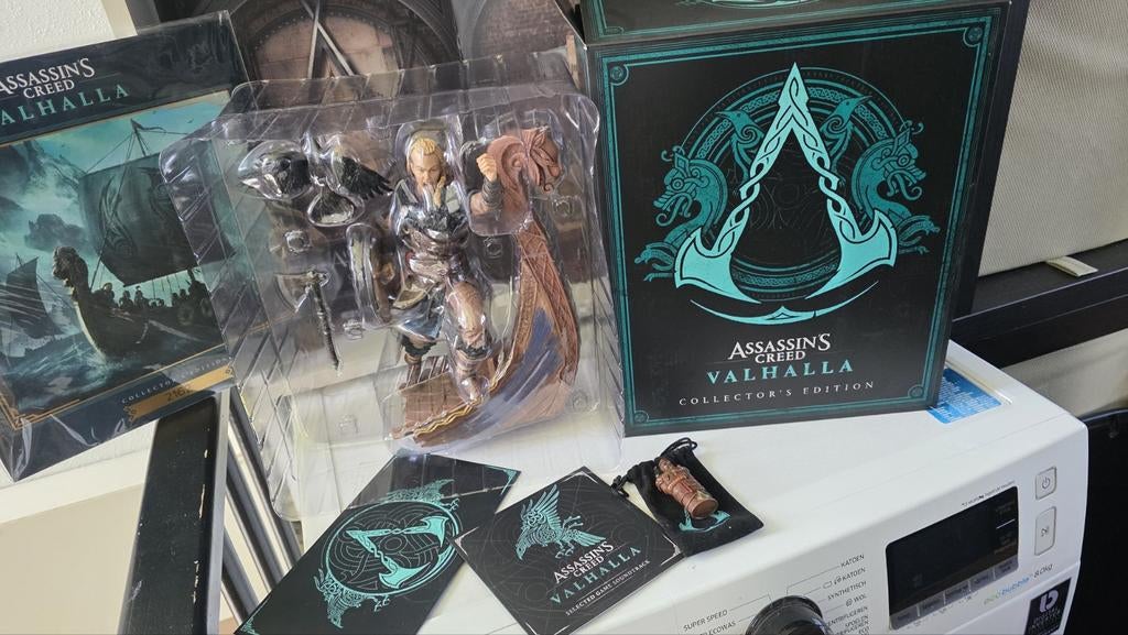 Assassin's Creed Valhalla Collectors edition Eivor, Verzamelen, Beelden en Beeldjes, Ophalen of Verzenden, Zo goed als nieuw, Overige typen