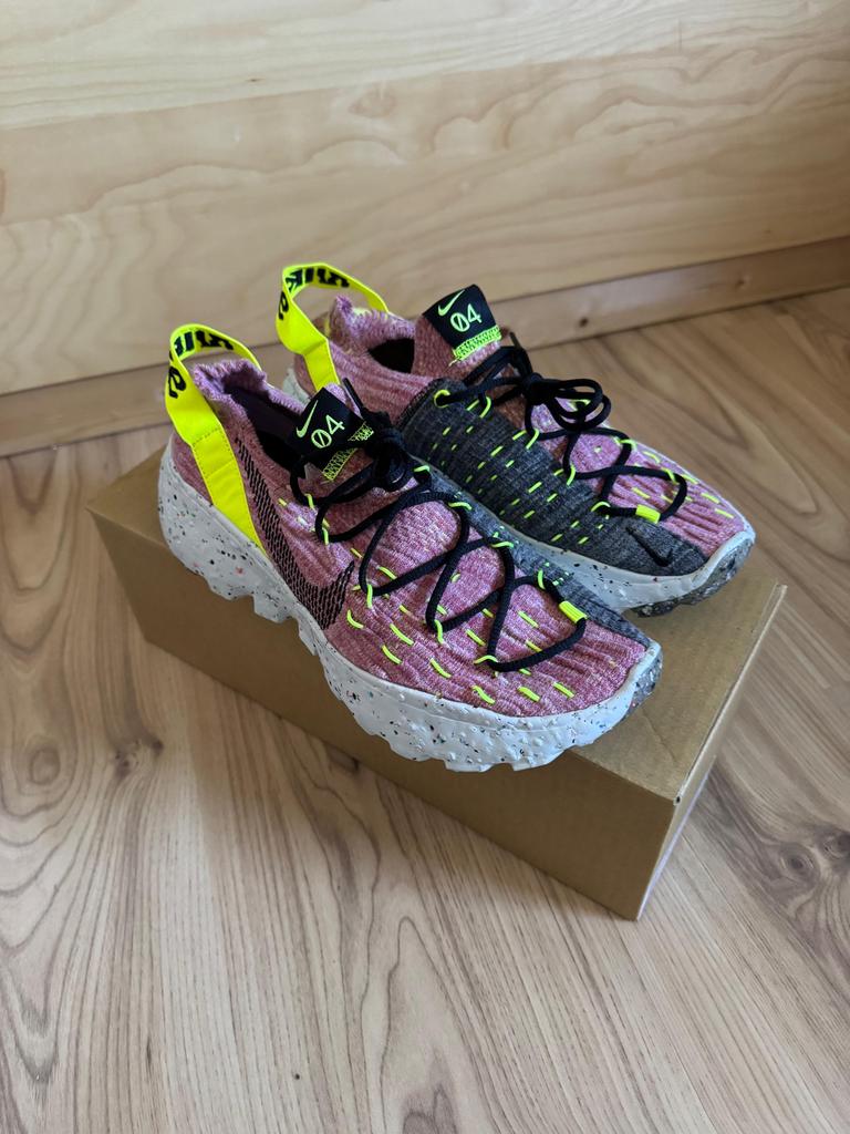Nike Space Hippie 04 Sneakers - 40, Nieuw, Ophalen of Verzenden, Sneakers of Gympen, Roze