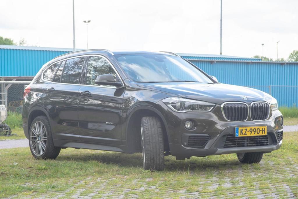 BMW X1 18i High Executive [ Full led Head-up Leder Navi prof, Auto's, 136 pk, 1370 kg, Bruin, Origineel Nederlands