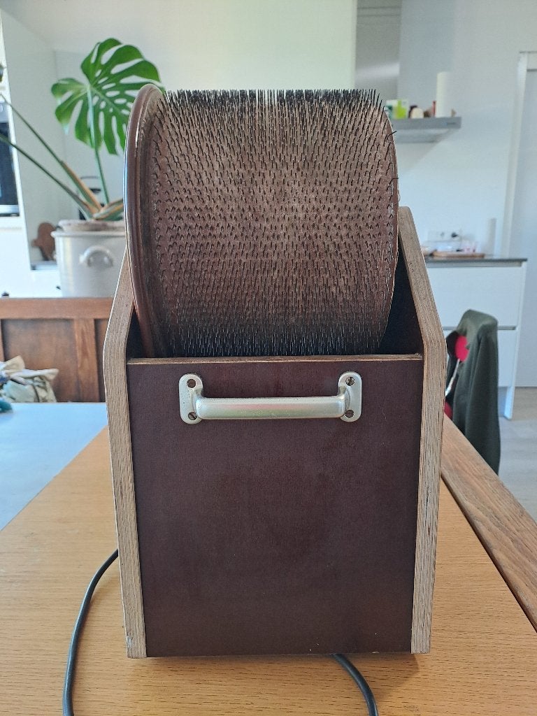 Elektrische kaardmolen Louet - 19cm rol, 46 TPI, Hobby en Vrije tijd, Ophalen of Verzenden, Gebruikt, Overige typen