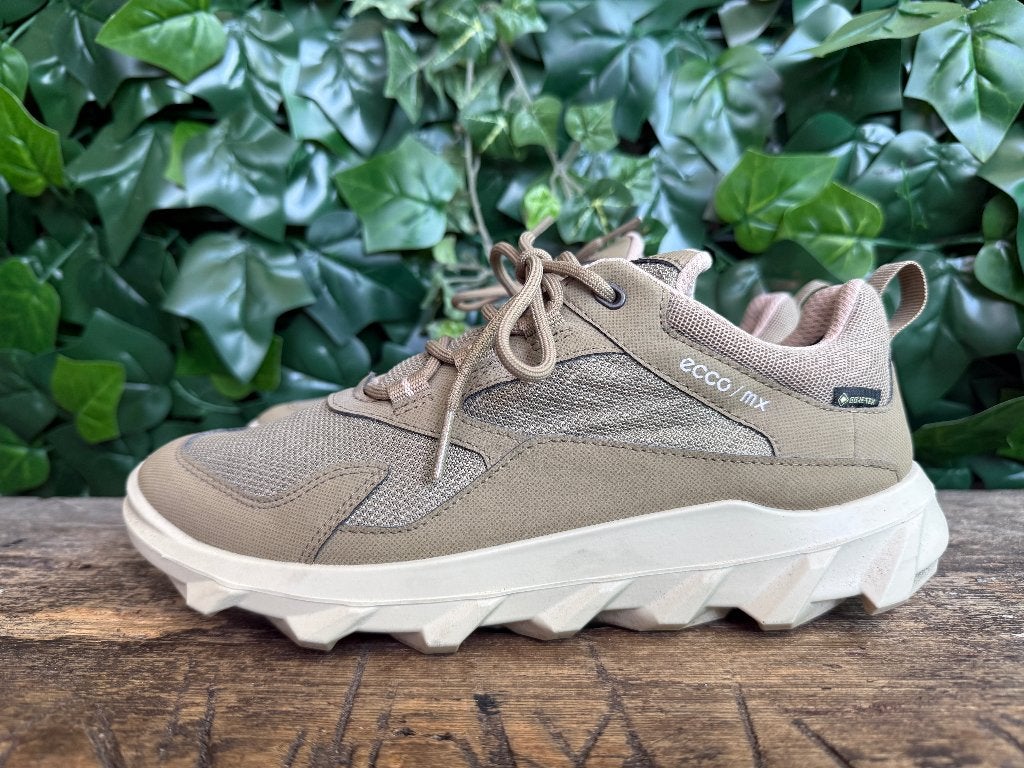 Nieuwe sneakers van Ecco maat 38, Sendra, Nieuw, Ophalen of Verzenden, Sneakers of Gympen