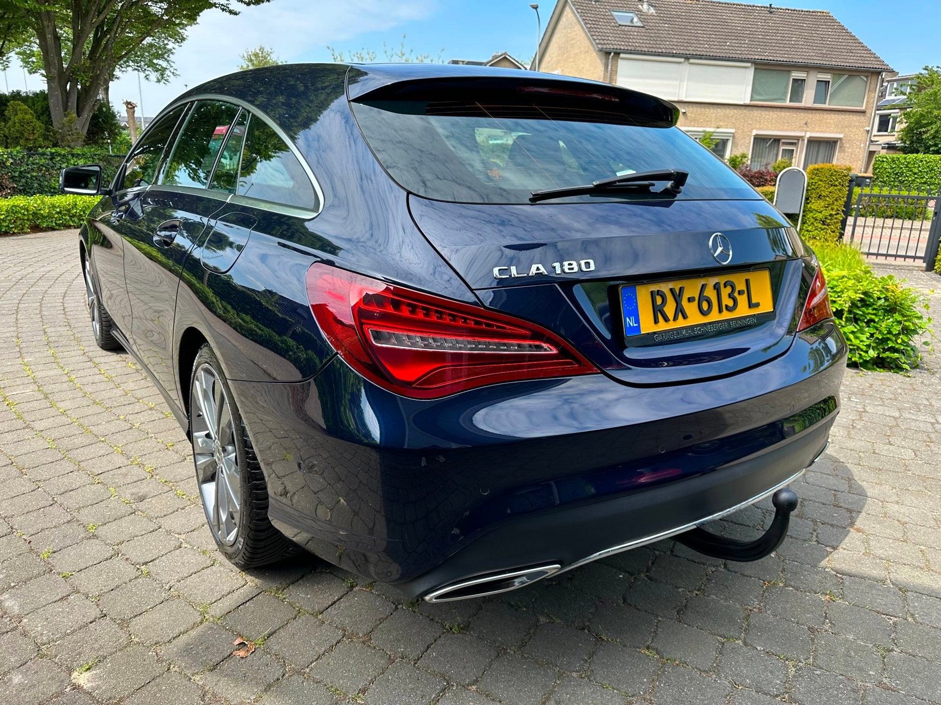 Mercedes-Benz CLA-klasse Shooting Brake 180, Xenon, Trekhaak, CLA, 730 kg, Gebruikt, 4 cilinders