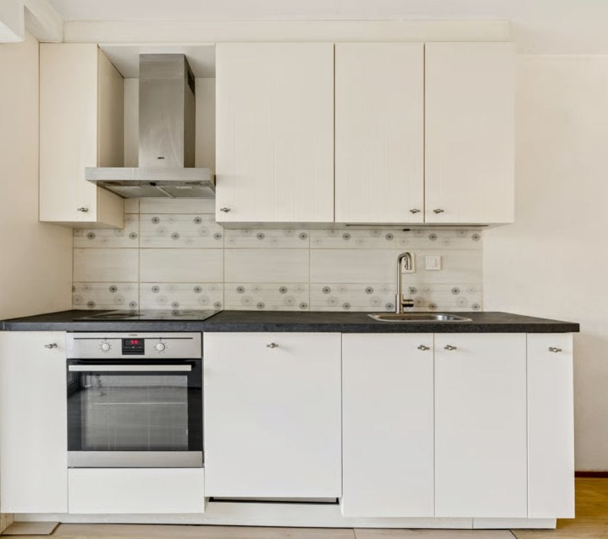 Complete keuken met inbouwapparatuur en donker werkblad, Ophalen, Gebruikt, Overige materialen, Wit