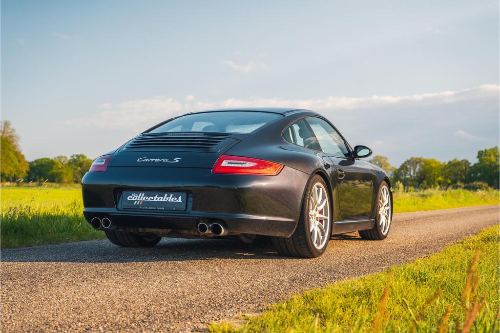 Porsche 911 3.8 Carrera S (bj 2005), Auto's, Porsche, Achterwielaandrijving, Gebruikt, Zwart, 4 stoelen