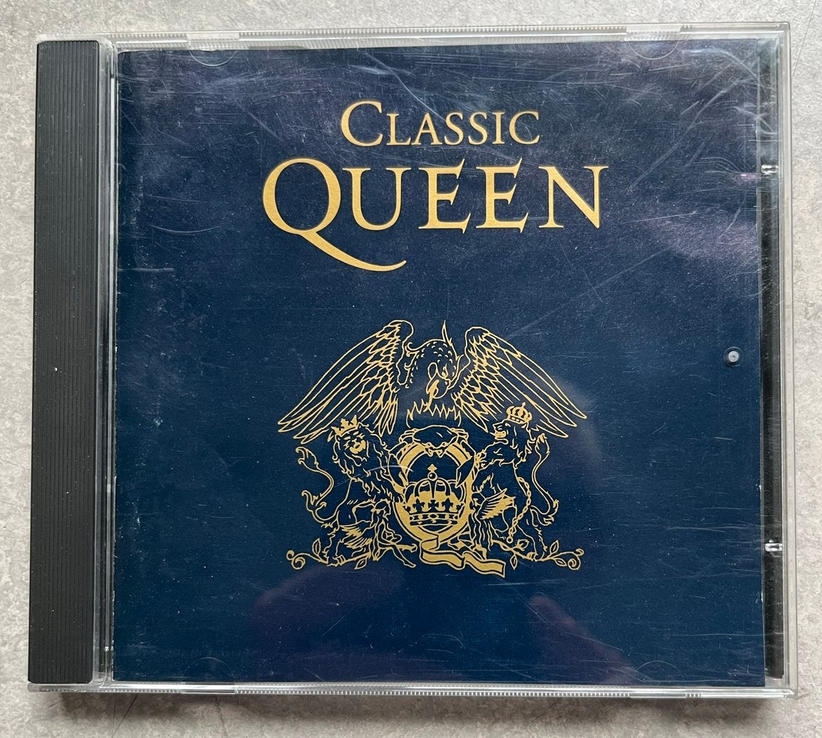 Queen - Classic Queen ; Greatest Hits (cd poprock), Gebruikt, Ophalen of Verzenden, Verzamelalbum, Poprock