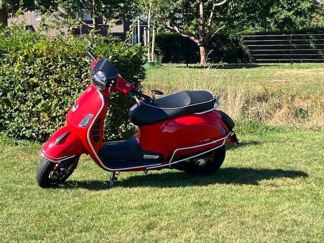 Vespa Motorscooter GTV 300 ie, Scooter, Motorrijbewijs A, Particulier, Automaat