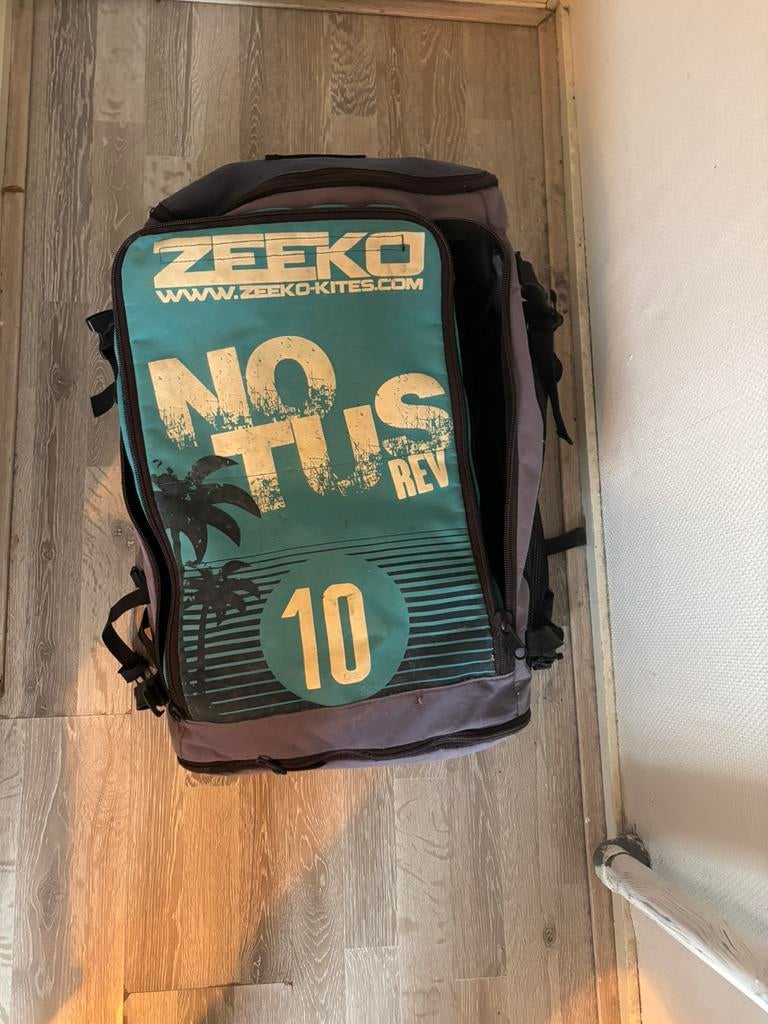 Zeeko notus kite 10m met bar, Gebruikt, 10 m², Geen board, Ophalen of Verzenden