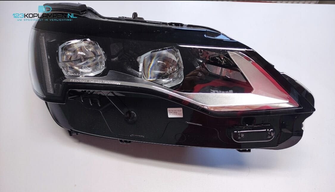 Peugeot 5008 3008 Facelift Full Led Koplamp links rechts, Ophalen, Gebruikt, -, -
