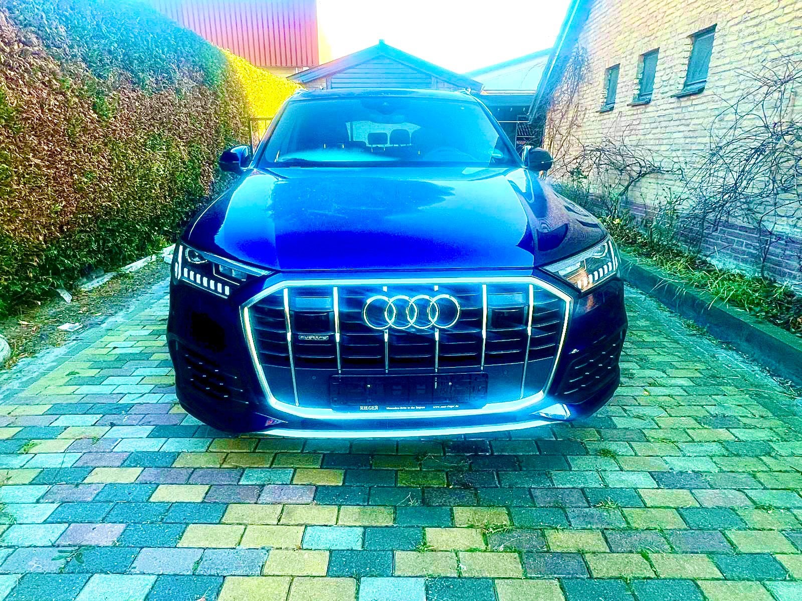 Luxe Audi Q7 – Zeer lage km-stand – Bijna als nieuw!, Auto diversen, Automaat, Blauw, SUV of Terreinwagen, Benzine