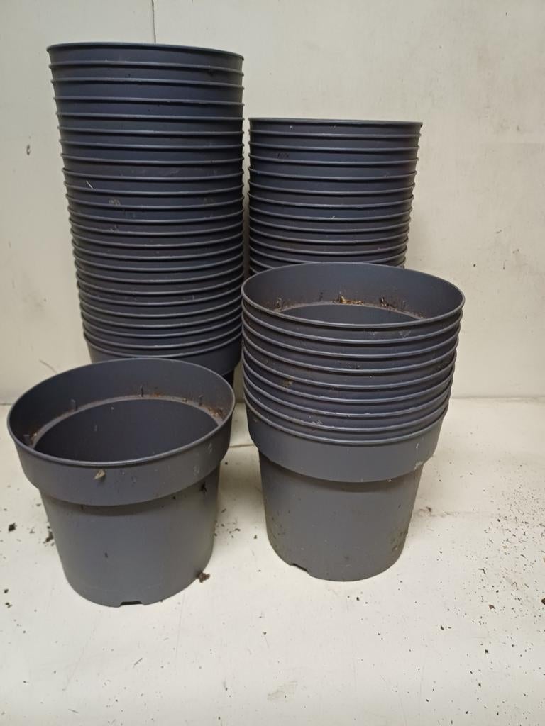 Kweekpotten plantenpotten bloempotten 3,4 liter, Kunststof, Gebruikt, Rond, Ophalen of Verzenden
