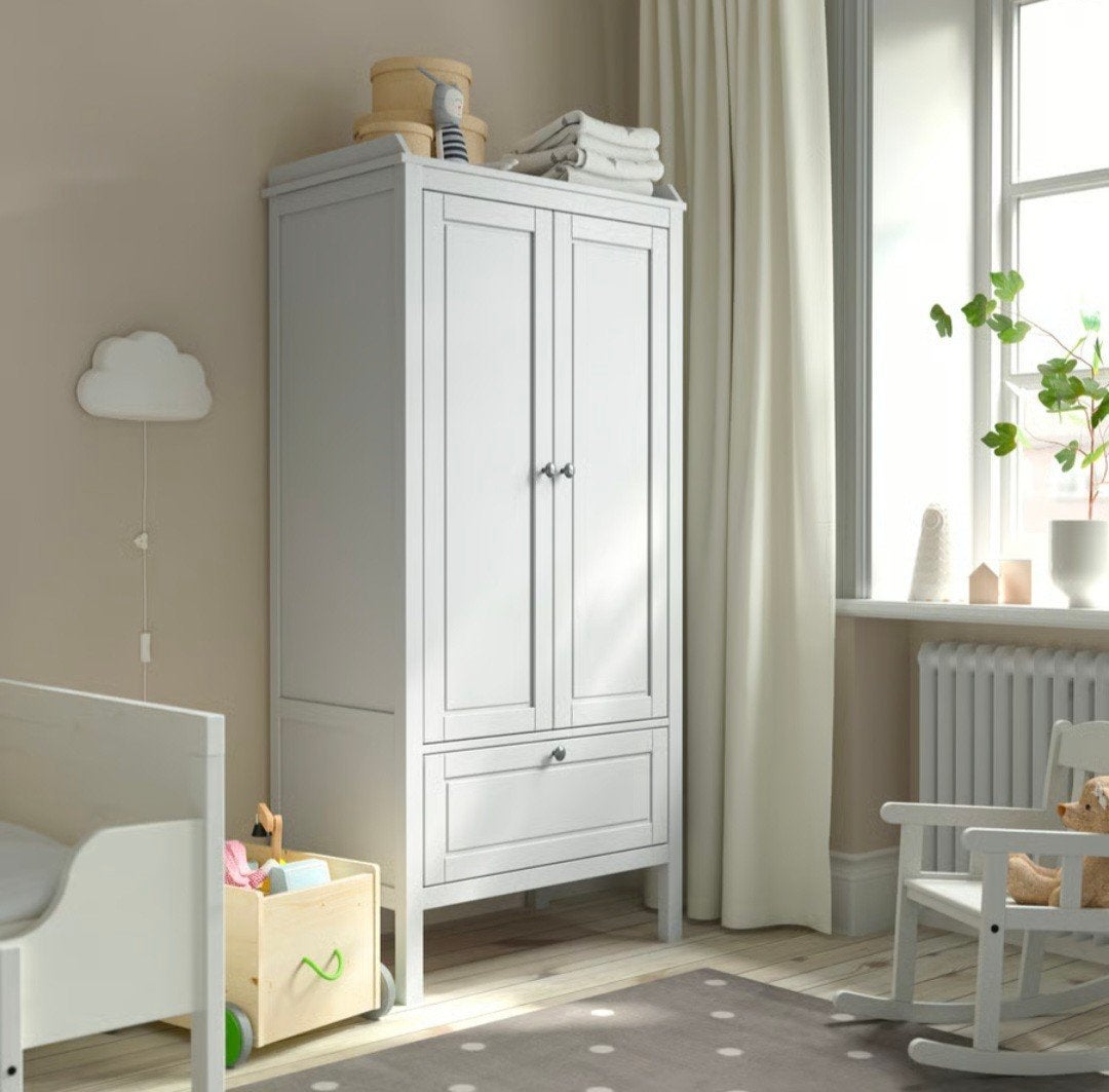 IKEA Sundvik Kledingkast Kinderkamer Lichtgrijs, Ophalen, Kast, 50 tot 70 cm, 105 cm of meer