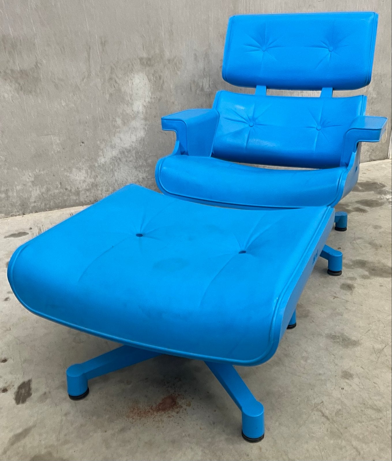 Mal 1956 Lounge Stoel met Voetenbank, Ophalen, Kunststof, Blauw, Zo goed als nieuw