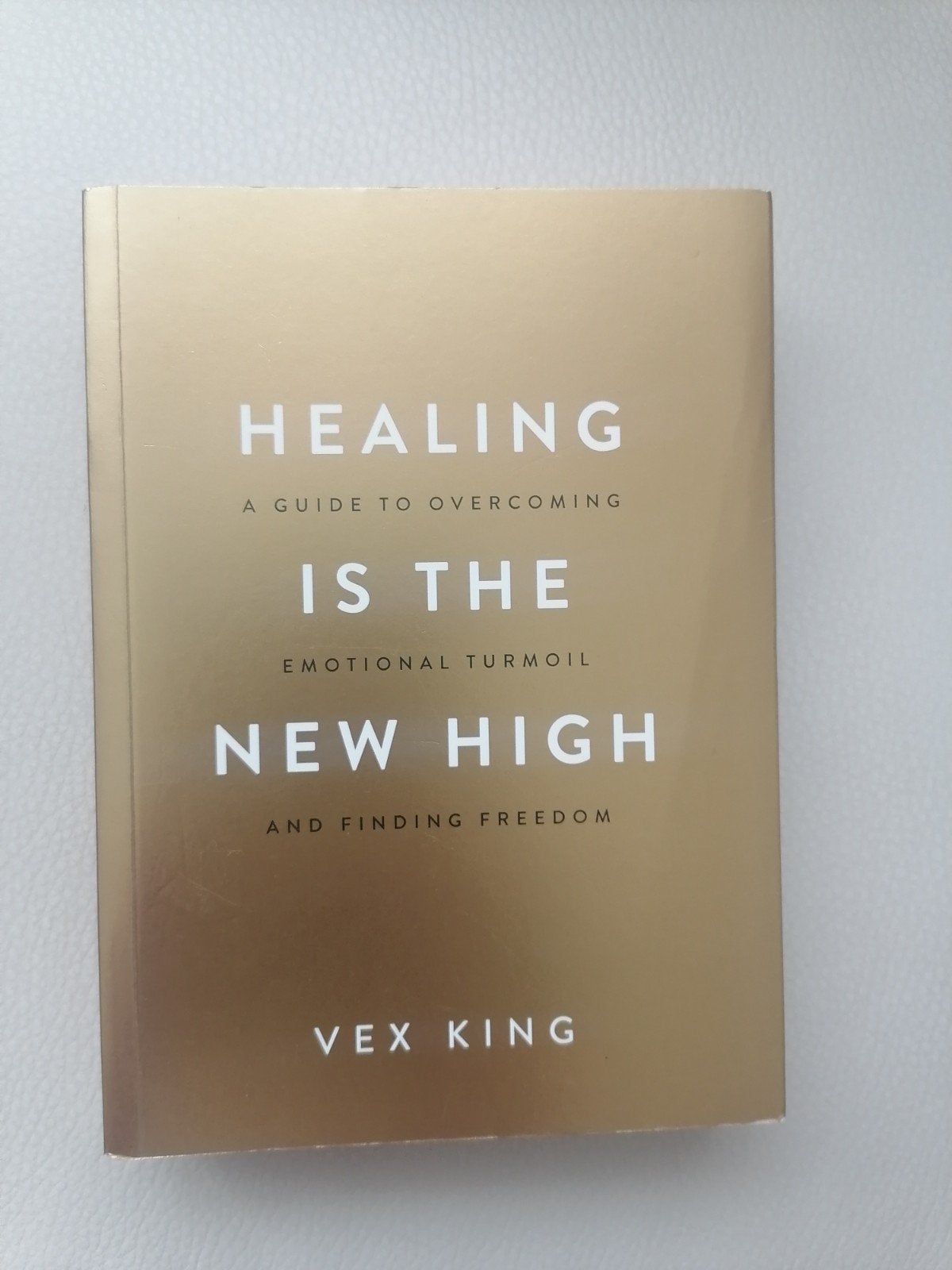 Healing Is The New High - Vex King (Zo goed als nieuw), Ophalen of Verzenden, Gelezen, Vex King