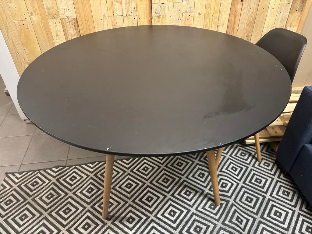 Ronde tafel 120cm - Zwart (beschadigde folie), Huis en Inrichting, Tafels | Eettafels, Ophalen, Overige materialen, 100 tot 150 cm