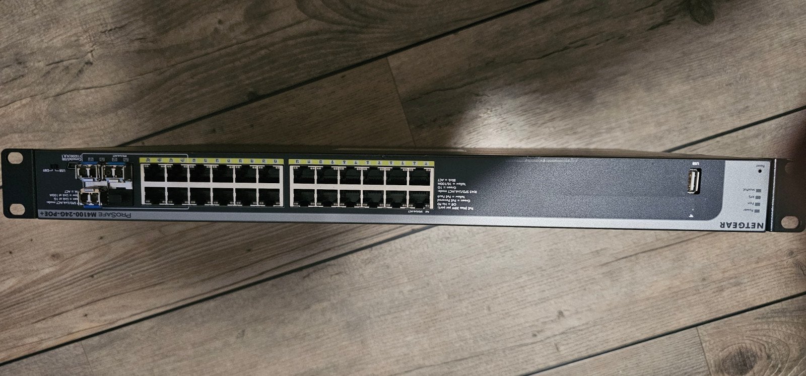 Netgear ProSAFE M4100-24G-POE+ Managed Switch Glasvezel USB, Ophalen of Verzenden, Gebruikt