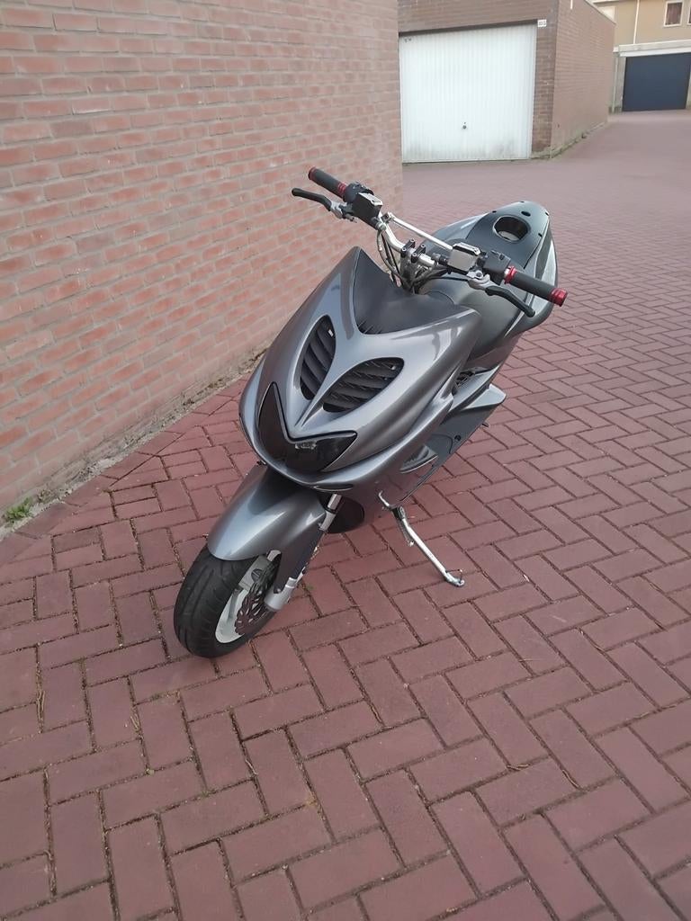 Yamaha aerox 2005, Fietsen en Brommers, Scooters | Yamaha, Ophalen, Tweetakt, Aerox