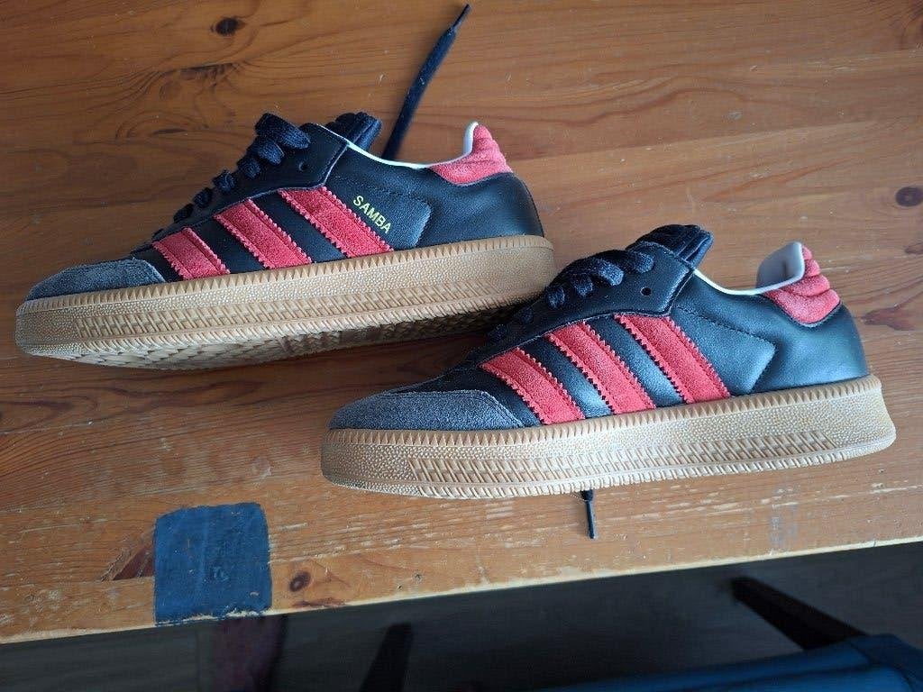 adidas sneakers, Kleding | Dames, Schoenen, Adidas, Wit, Ophalen of Verzenden, Sneakers of Gympen
