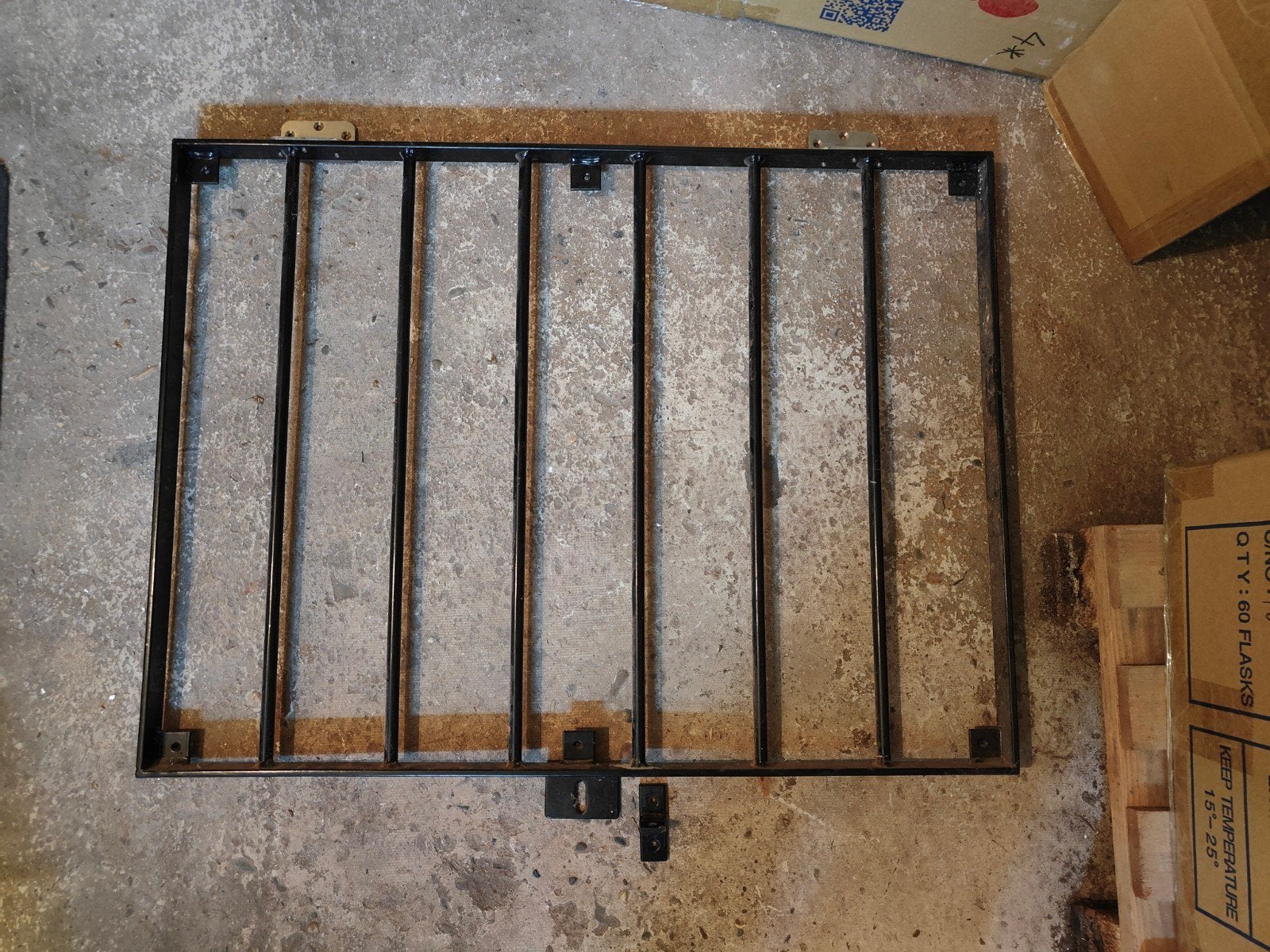 Raambeveiliging tralies met slot 70x81 cm, Ophalen, Gebruikt, IJzer, Overige typen