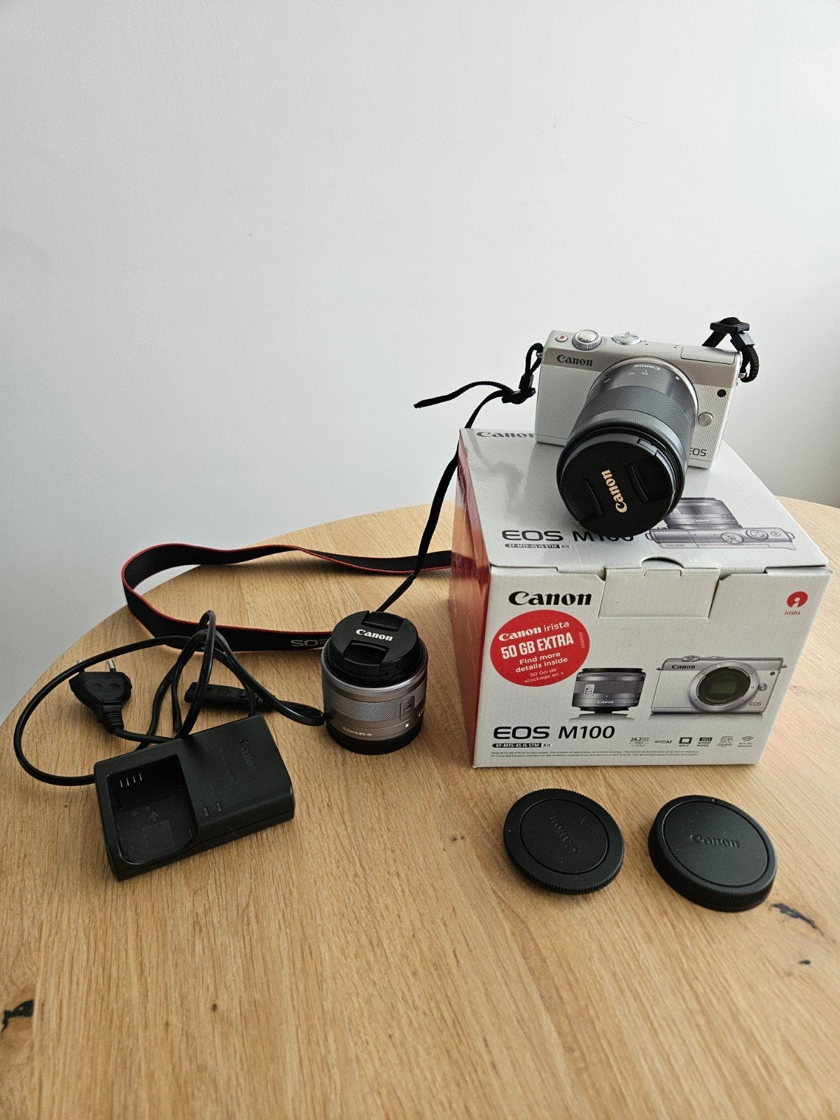 Canon EOS M100, Ophalen, Zo goed als nieuw, Canon, Geen optische zoom