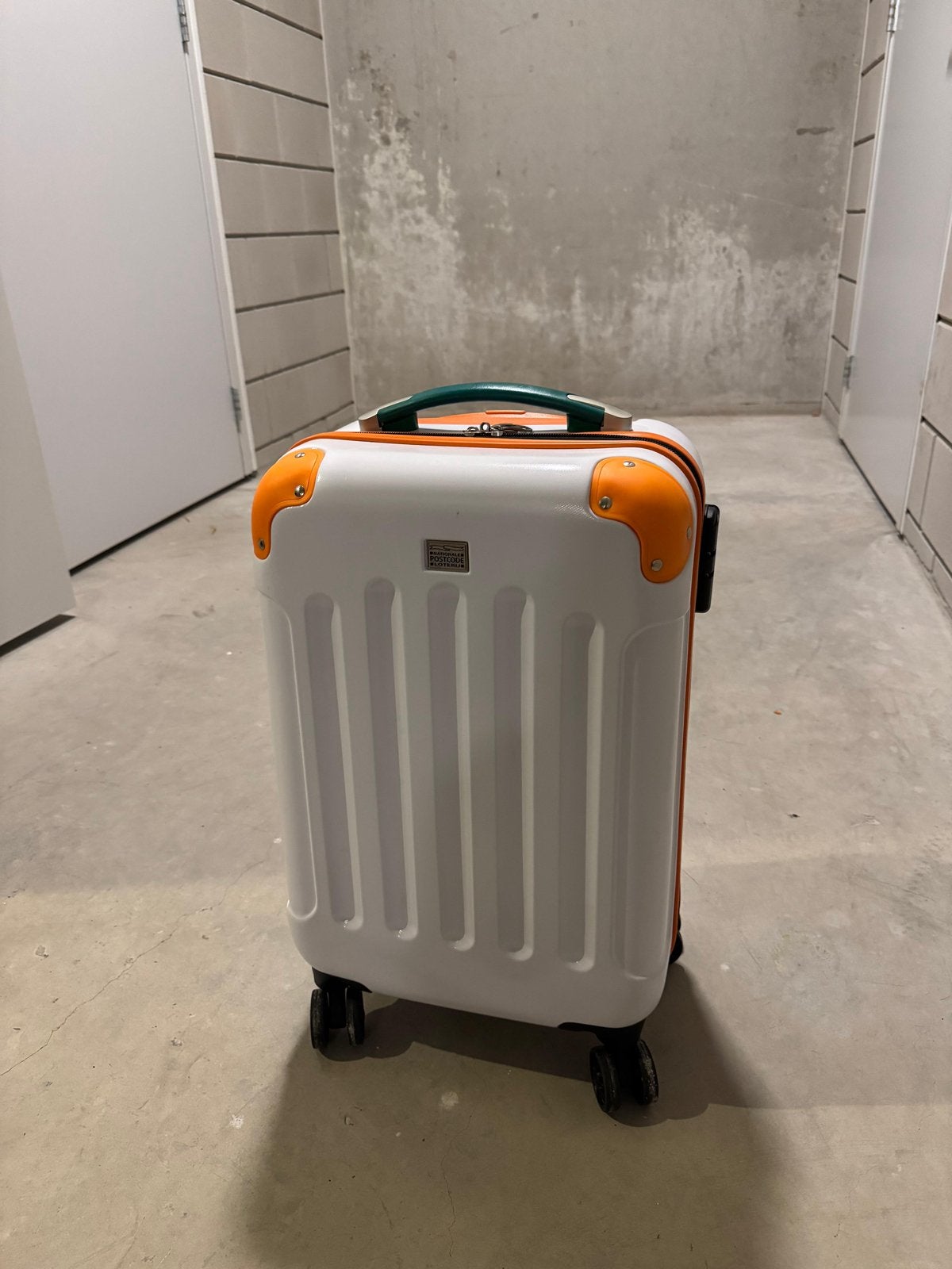 Postcodeloterij koffer, Ophalen, 50 tot 60 cm, Hard kunststof, Nieuw
