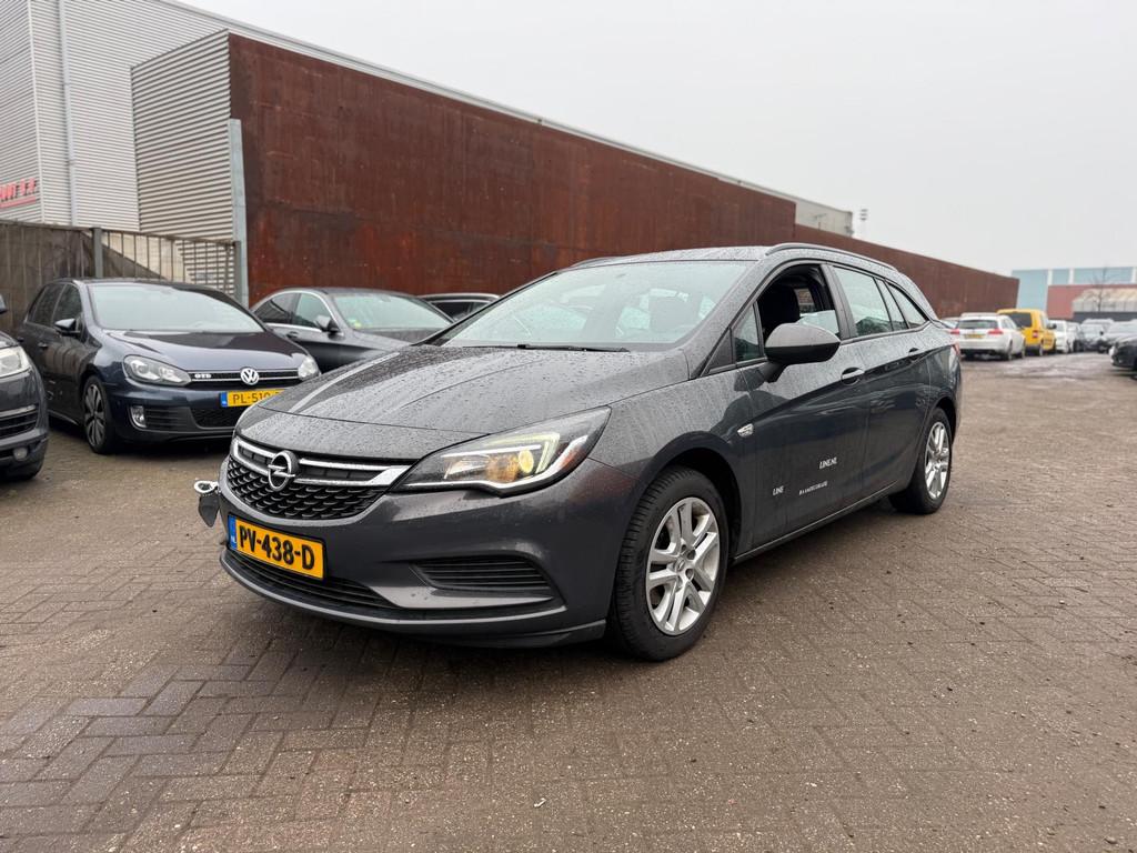Opel Astra Sports Tourer 1.6 CDTI Business+, Voorwielaandrijving, Gebruikt, 4 cilinders, 140 €/maand