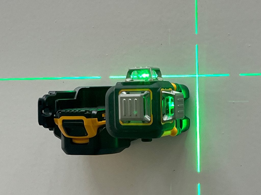 Foto 5 van DeWalt DCE089D1G 3x360 Grn Kruislijnlaser (excl. accu/lader)