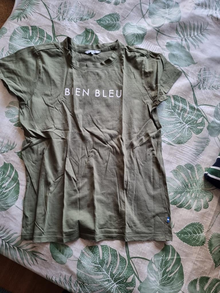 Groen T-shirt met opdruk "BIEN BLEU", Ophalen of Verzenden, Zo goed als nieuw, Korte mouw, Maat 34 (XS) of kleiner