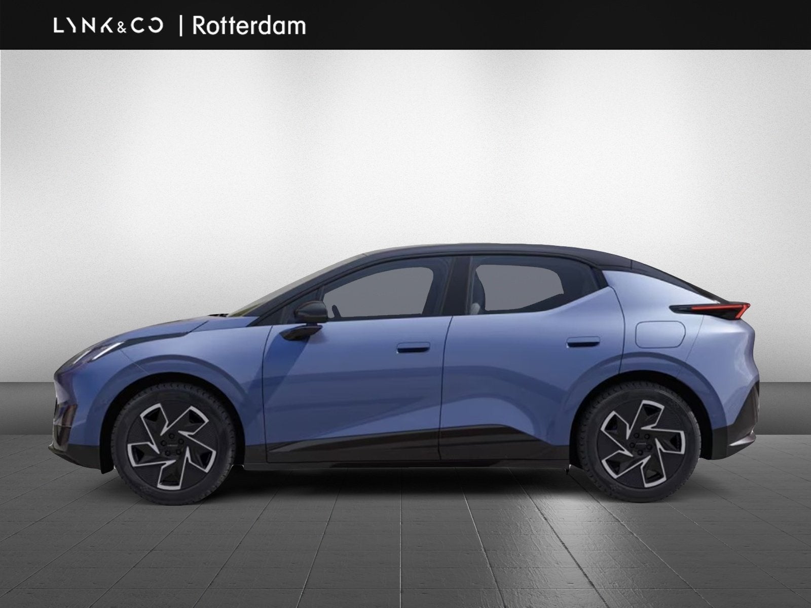 Lynk & Co 02 | CORE | Stoelverwarming | Achteruitrij camera, Auto's, Dealer onderhouden, Zwart, Blauw, 1795 kg