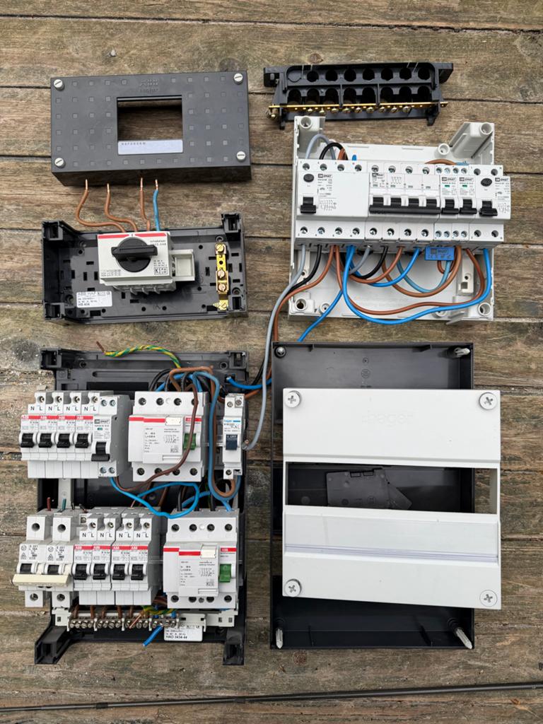 Complete ABB 3-fasen meterkast - Zo goed als nieuw, Ophalen of Verzenden, Zo goed als nieuw, Overige typen
