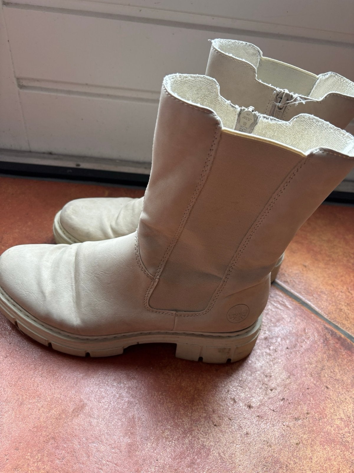 Rieker dameslaarzen, Ophalen of Verzenden, Zo goed als nieuw, Beige, Lage of Enkellaarzen