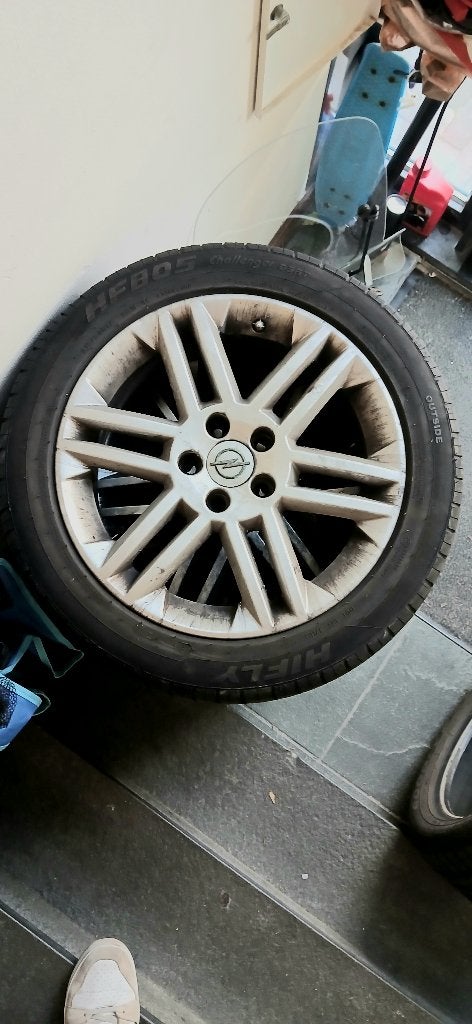 Autobanden op velg 4x + 1 reserve 215/50R17, Auto-onderdelen, Ophalen, Banden en Velgen, 17 inch, Personenwagen