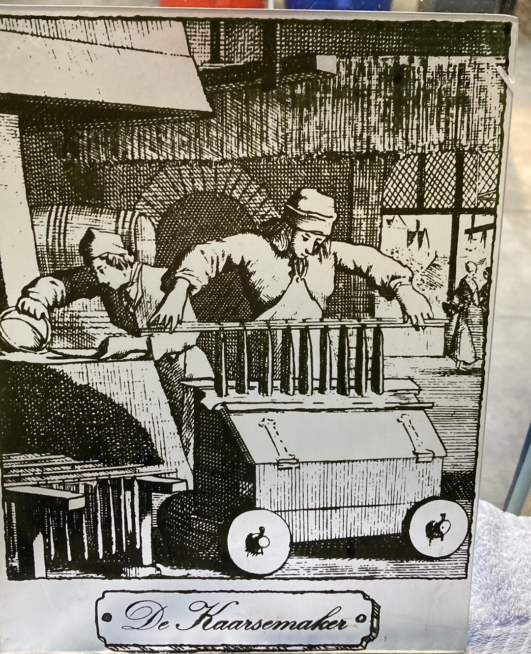 Glazen Raamhanger Glas De Kaarsemaker naar Jan Luyken Prent, Ophalen