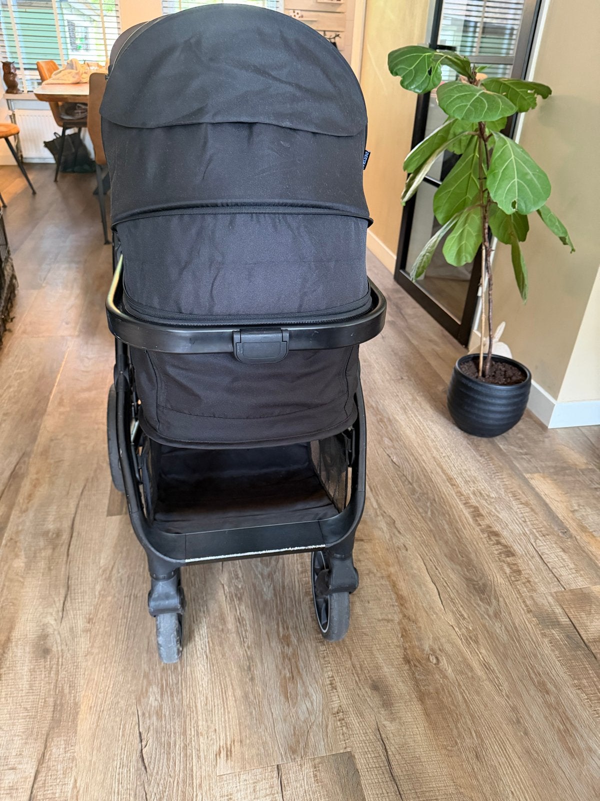 Deryan Noa 3-in-1 Kinderwagen met autostoel en extra matras, Kinderen en Baby's, Gebruikt, Combiwagen, Met autostoeltje, Ophalen