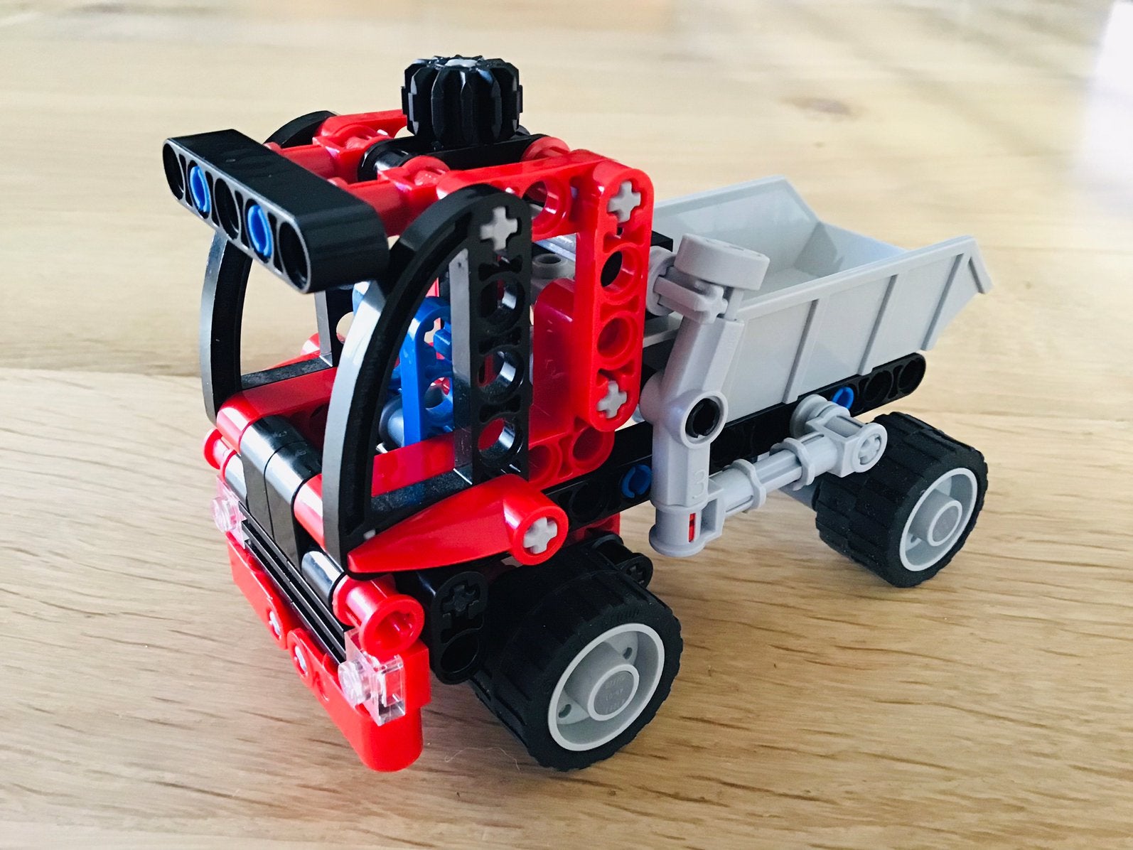 LEGO Technic 8065, mini container truck, compleet, ZGAN, Lego, Ophalen of Verzenden, Zo goed als nieuw, Complete set