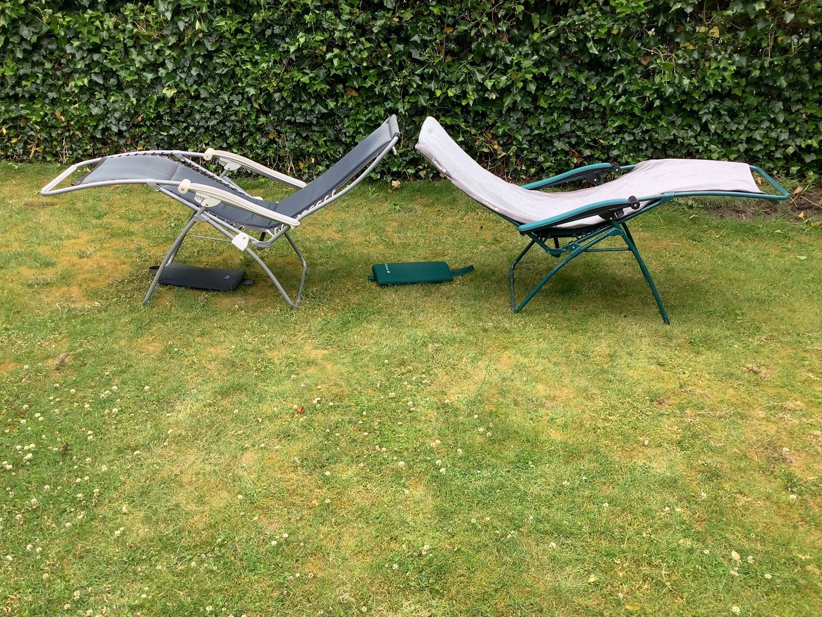 2 Lafuma tuinstoelen relaxstoelen izgst met kussens en hoes, Ophalen, Gebruikt, Metaal, Verstelbaar