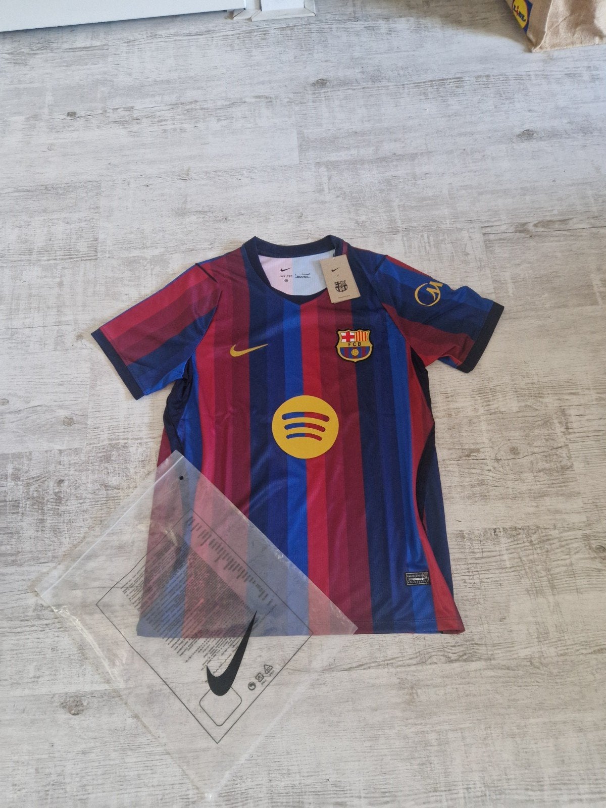 FC Barcelona Thuisshirt 26/27 - Nieuw met labels, Nike, Nieuw, Ophalen of Verzenden, Meerkleurig