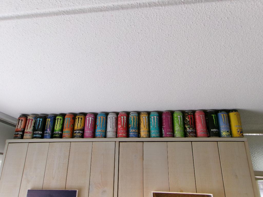 28 verschillende Monster Energy blikjes, Ophalen of Verzenden