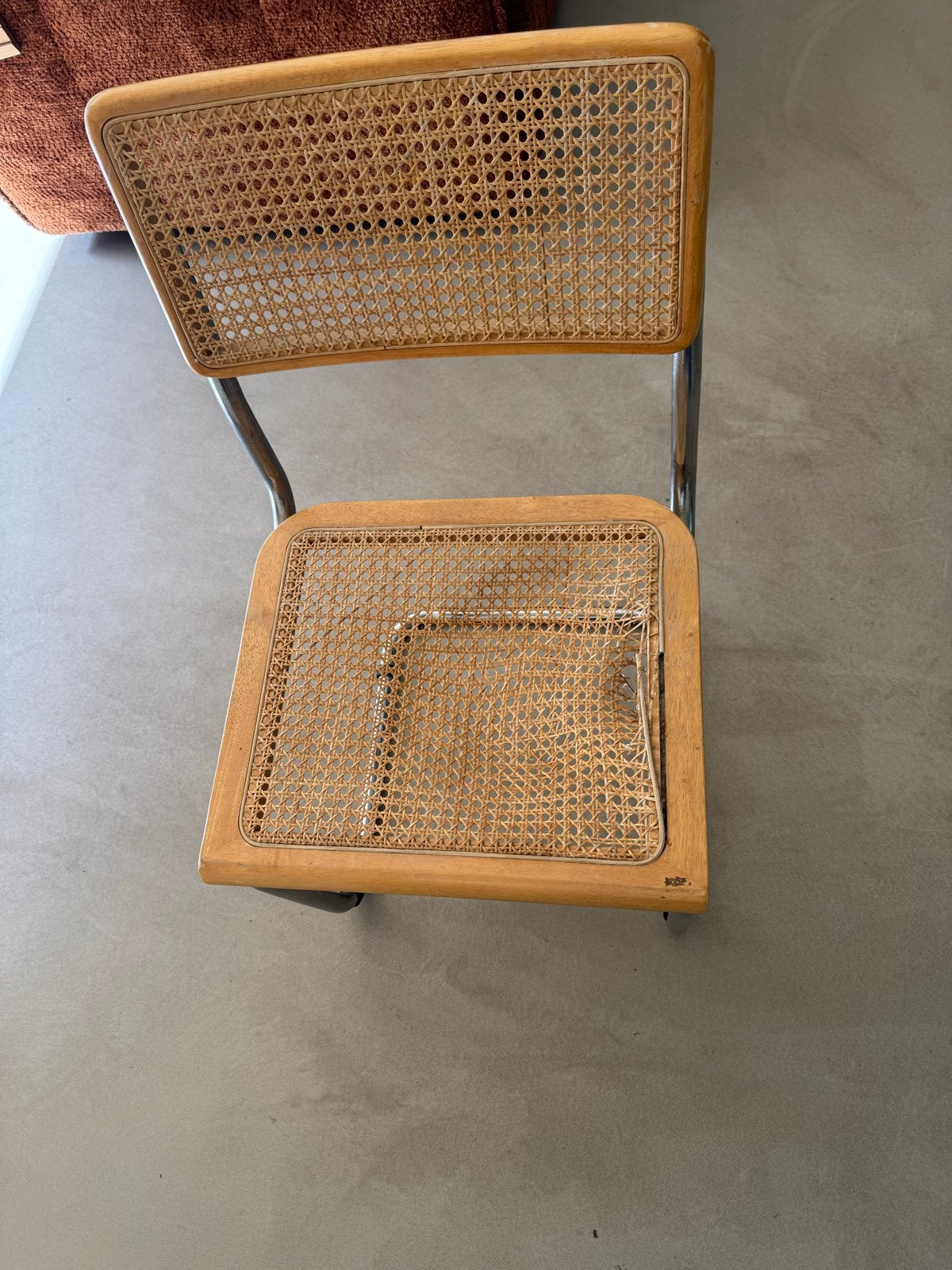 Stoel met webbing en kleine beschadiging, Huis en Inrichting, Gebruikt, Bruin, Ophalen of Verzenden, Eén