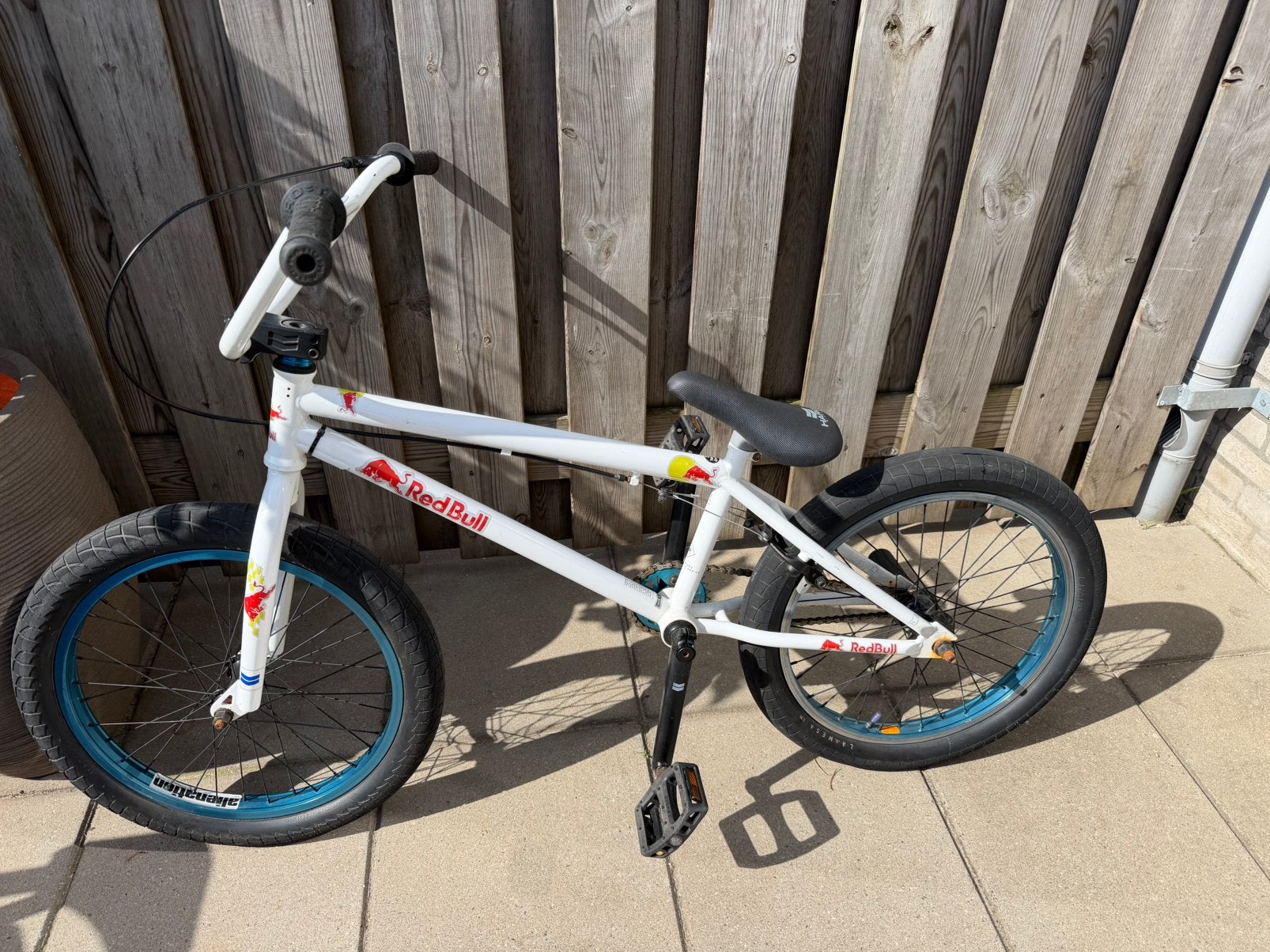 Haro BMX fiets Redbull versie nieuw prijs €499,- alles werkt, Ophalen, Staal, Velgrem, 20 tot 24 inch