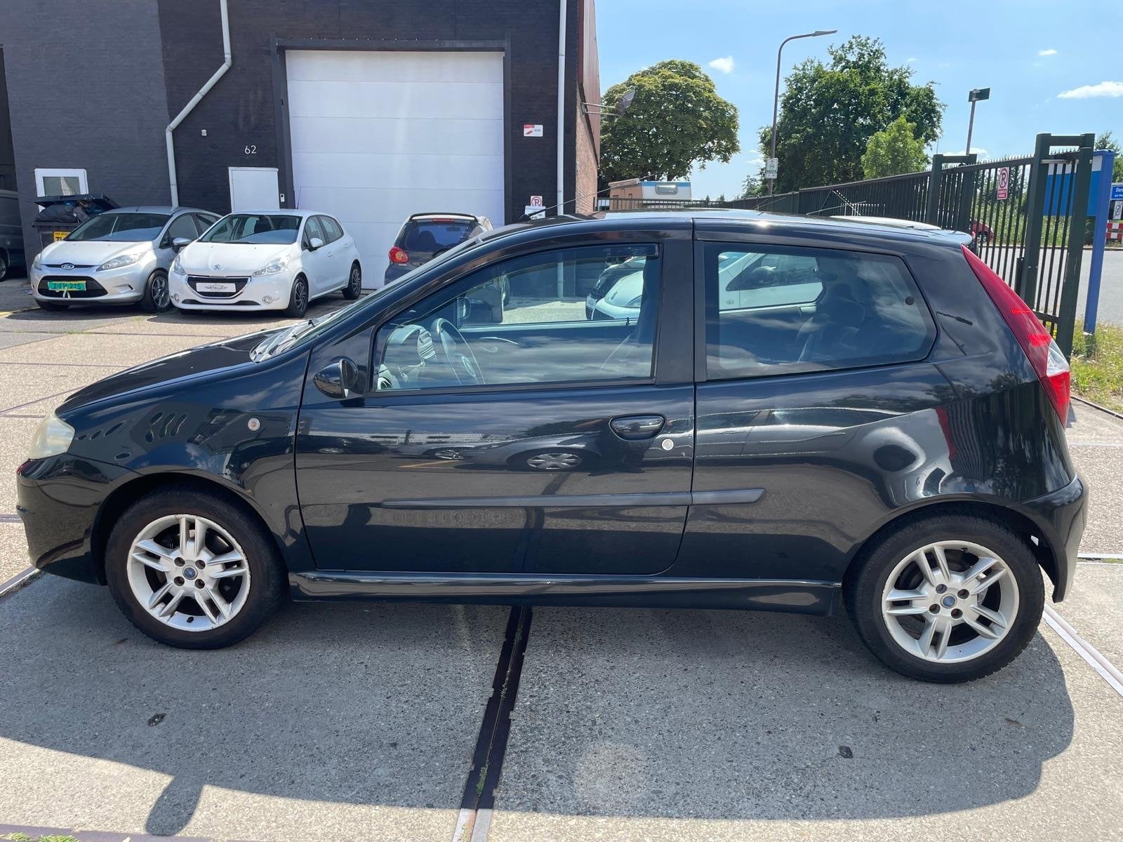 Fiat Punto 1.4-16V Sporting | NAP |, Voorwielaandrijving, 15 km/l, 400 kg, Zwart