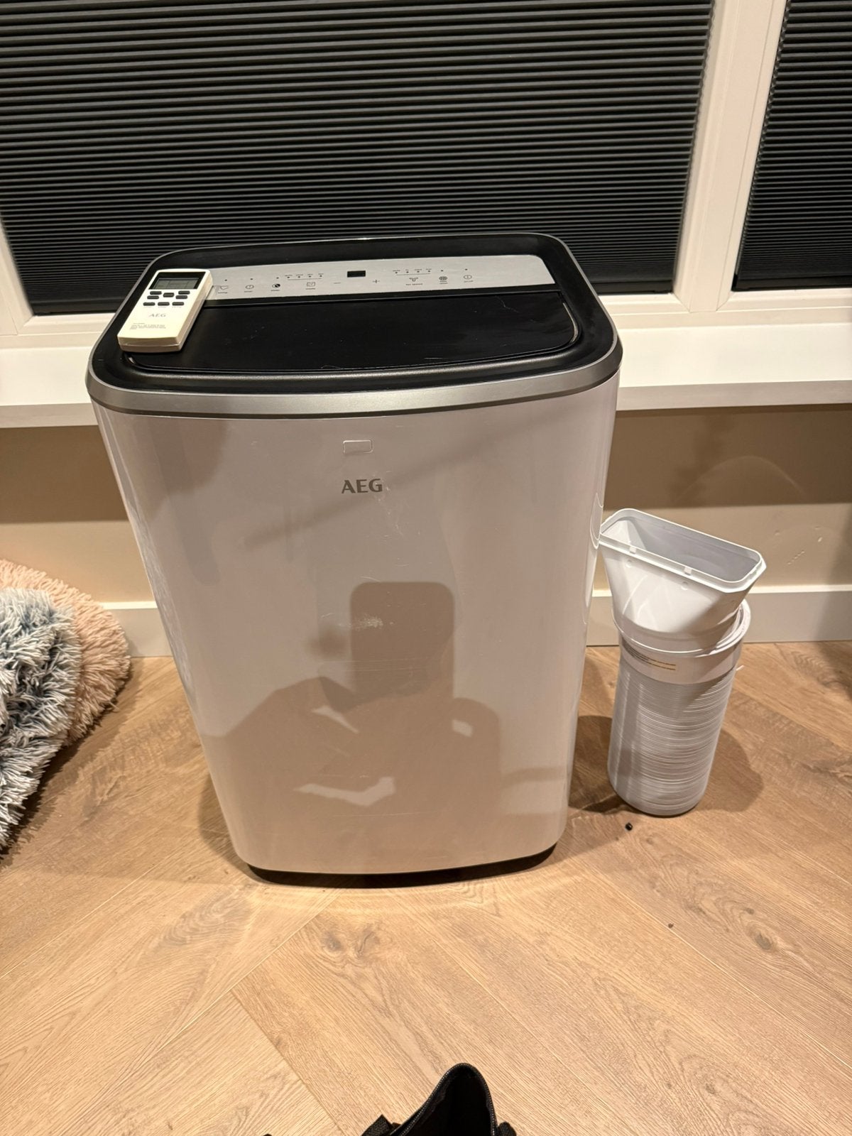 AEG AXP35U538CW ChillFlex Pro mobiele airco, Ophalen, Zo goed als nieuw, Mobiele airco, 3 snelheden of meer