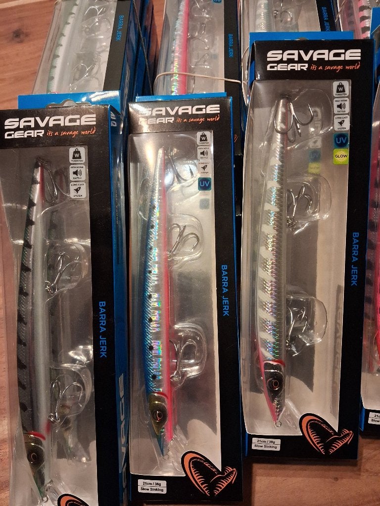 Savage Gear Barra Jerk 21cm/38g Slow Sinking (6 kleuren), Watersport en Boten, Tinstraat, Savage Gear, Overige typen, Nieuw