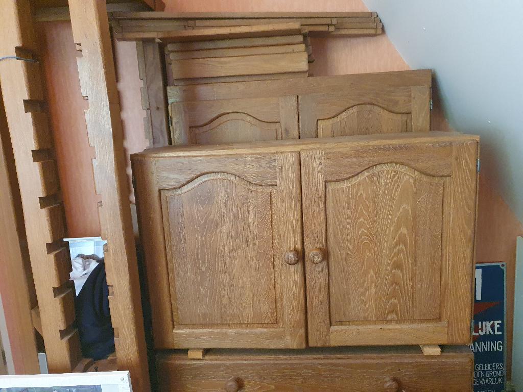 Massief eiken wandmeubel De Puydt, Huis en Inrichting, Kasten | Wandmeubels, Ophalen, 250 tot 300 cm, Gebruikt, Met deur(en)
