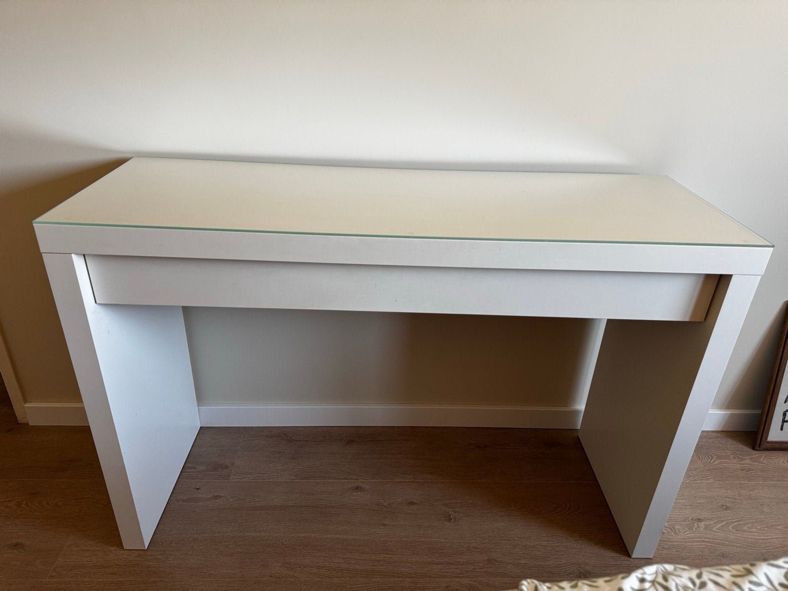 Malm IKEA toilettafel/make-up tafel, Huis en Inrichting, Ophalen, Gebruikt, 100 tot 150 cm, Minder dan 100 cm