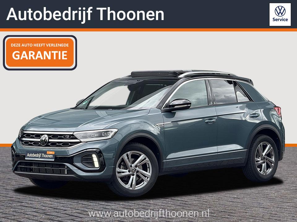 Volkswagen T-Roc 1.5 TSI R-Line | Trekhaak | Pano | Camera, 1258 kg, 4 cilinders, 150 pk, Blauw